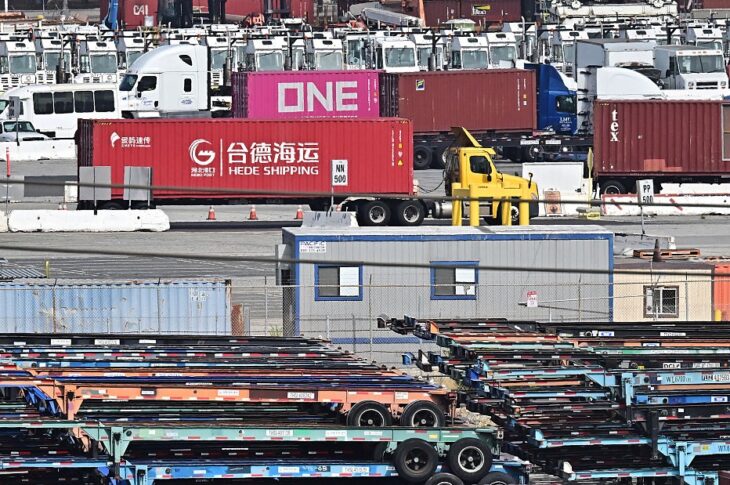 Новини бізнесу - Китай призупинив дію частини мит на товари США