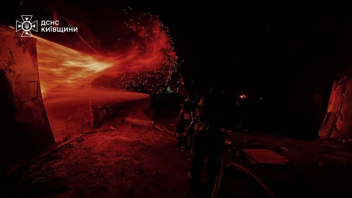 Новини Києва - Рої шахедів: у Києві вдруге за ніч лунають вибухи