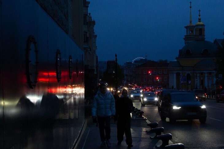 Новини України - Стали відомі графіки відключень світла 4 листопада