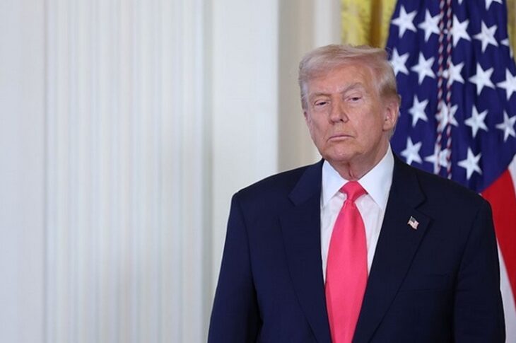 Новини світу - Трамп повідомив про закриття неба над Венесуелою