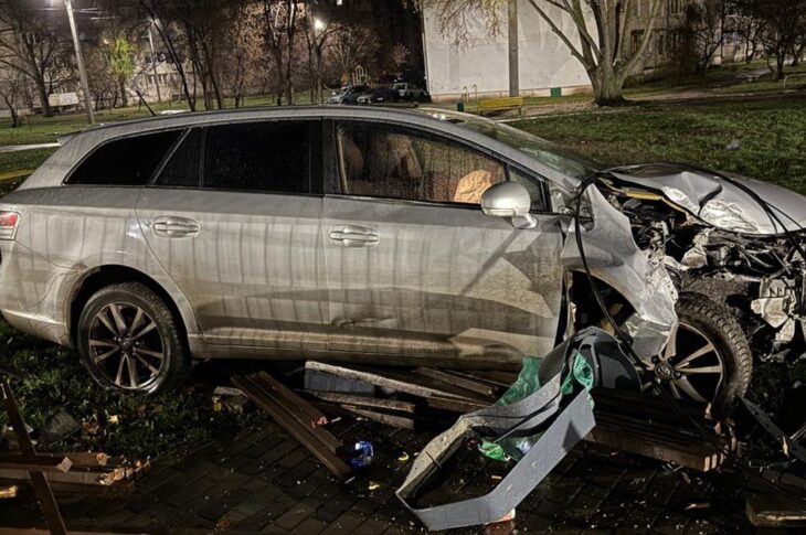 Новини України - Троє підлітків постраждали внаслідок ДТП у Харкові