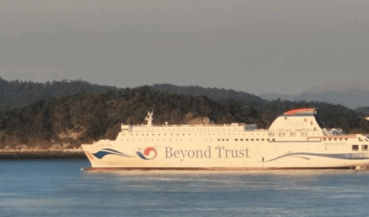 Новини світу - У Південній Кореї пором потрапив в аварію через неуважність члена екіпажу