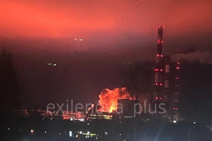 Новини світу - У РФ після атаки палає ДРЕС &ndash; соцмержі