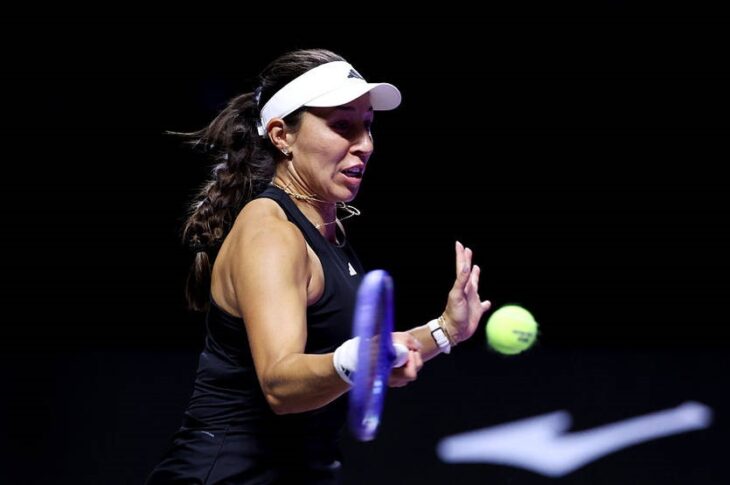 Новини світу - У трисетовому матчі двох американок на WTA Finals перемогу здобула Пегула