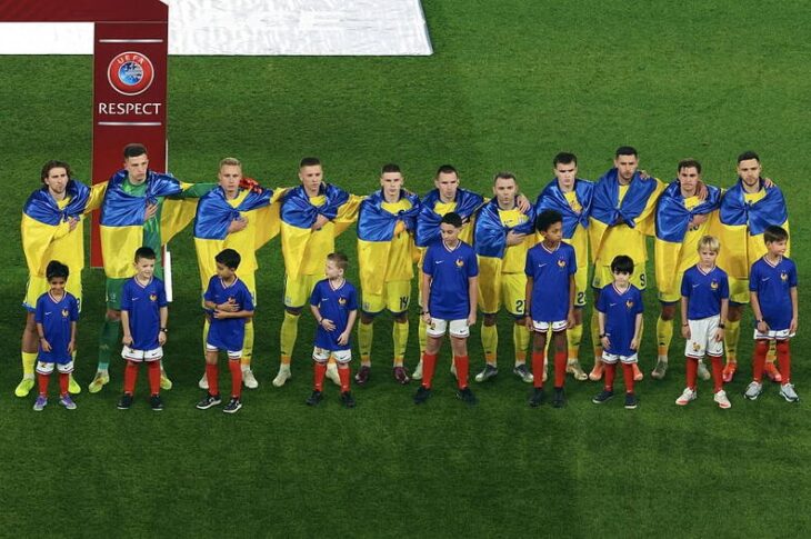 Новини спорту - Україна та Ісландія затвердили комплекти форми на майбутній матч
