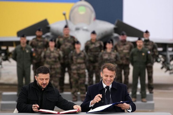 Новини України - Зеленський і Макрон підписали оборонну декларацію