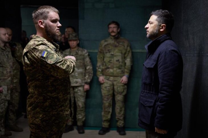 Новини України - Зеленський зустрівся з воїнами Азову на Донеччині