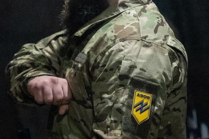 Новини України - "Азовці" встановили прапор України в Родинському