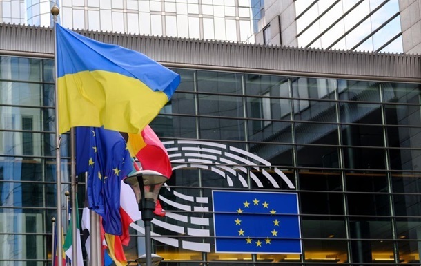 Новини світу - Чотири країни ЄС виступили проти репараційного кредиту Києву
