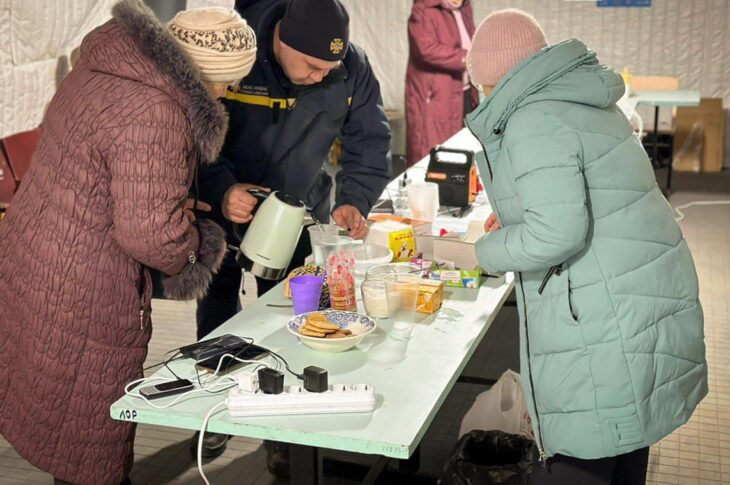 Новини України - ДСНС показала, як Одеса тиждень живе без світла