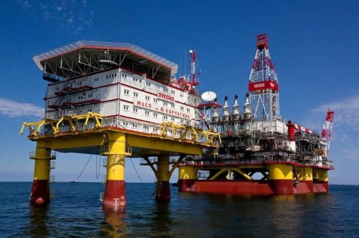 Новини України - На Каспії знову уражено нафтові платформи - ЗМІ