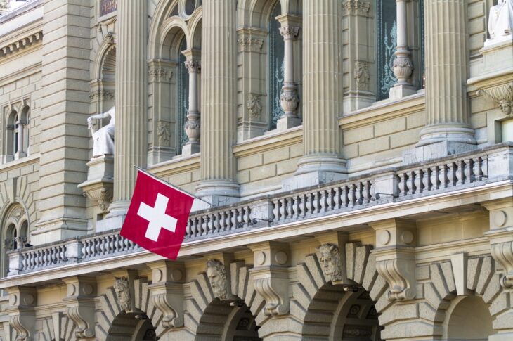 Новини світу - Парламент Швейцарії послабив обмеження на експорт зброї