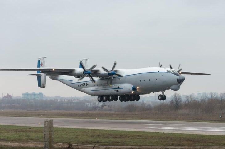 Новини світу - Розвалився в повітрі. Падіння літака в Росії