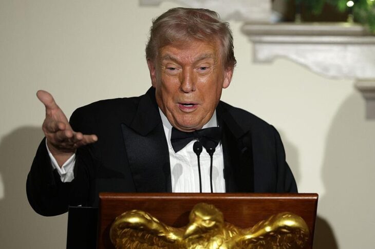Новини світу - Трамп прокоментував обговорення "мирного плану" в Парижі