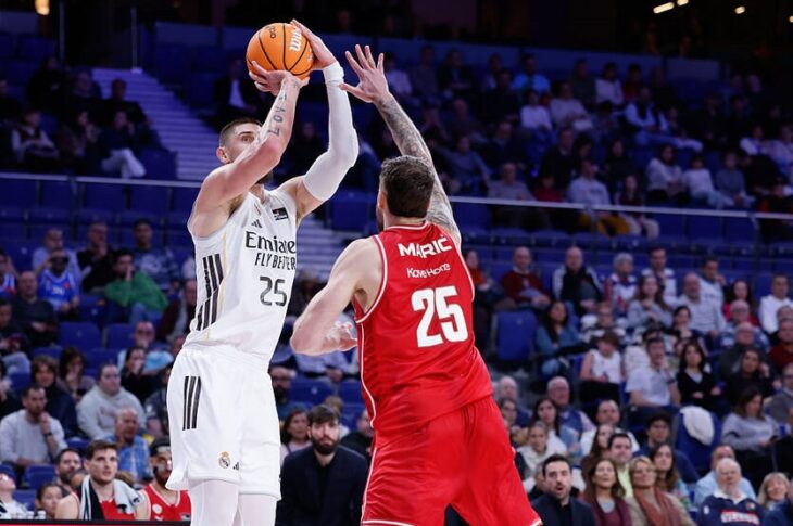 Без категорії - У вищому дивізіоні Іспанії Олексій Лень сприяв перемозі Реала