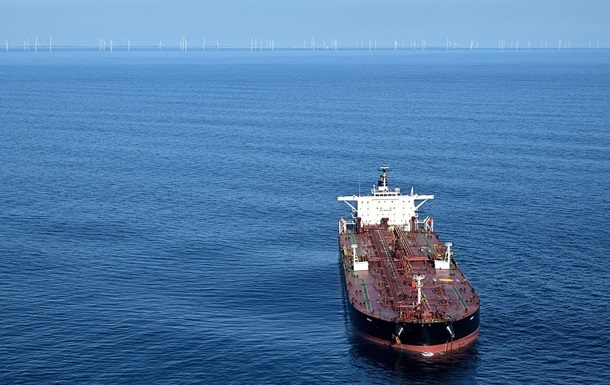 Новини світу - ЄС та G7 готують повну заборону морських перевезень російської нафти - ЗМІ