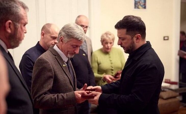 Новини України - Зеленський вручив нагороди сім&rsquo;ям загиблих ірландських добровольців