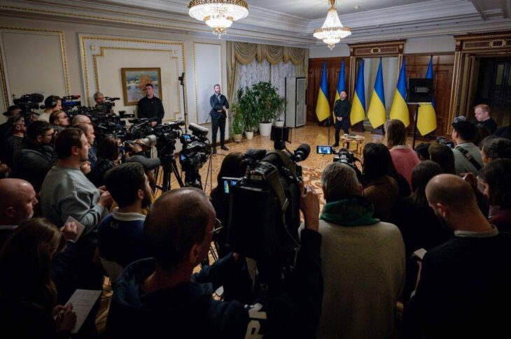Брифінг Володимира Зеленського для ЗМІ: дипломатичний трек і внутрішнє перезавантаження