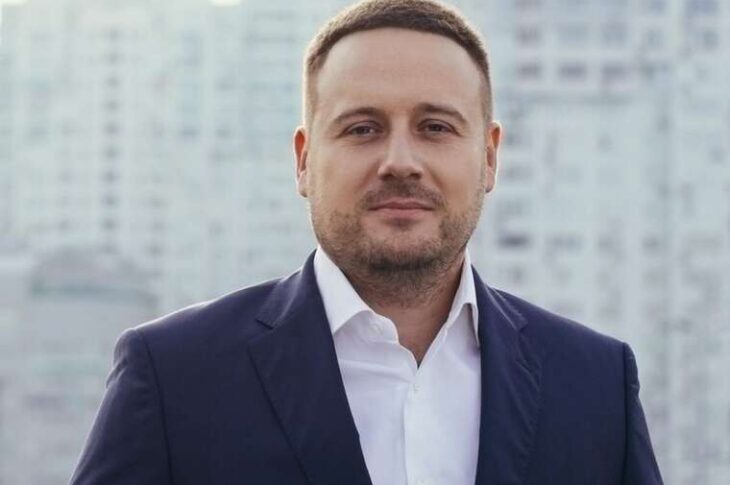 Корупція - Депутат Київради від Батьківщини Слончак активно купує нерухомість під час війни