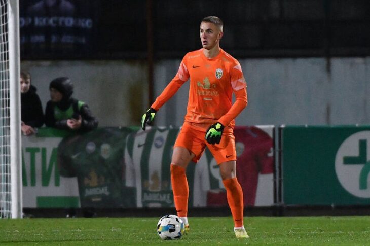 Новини спорту - Карпати врахували гру свого воротаря і півзахисника і залишили їх у команді