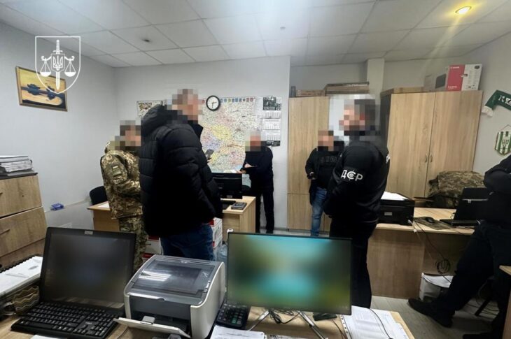 Новини України - Посадовця ДПСУ затримали на хабарі