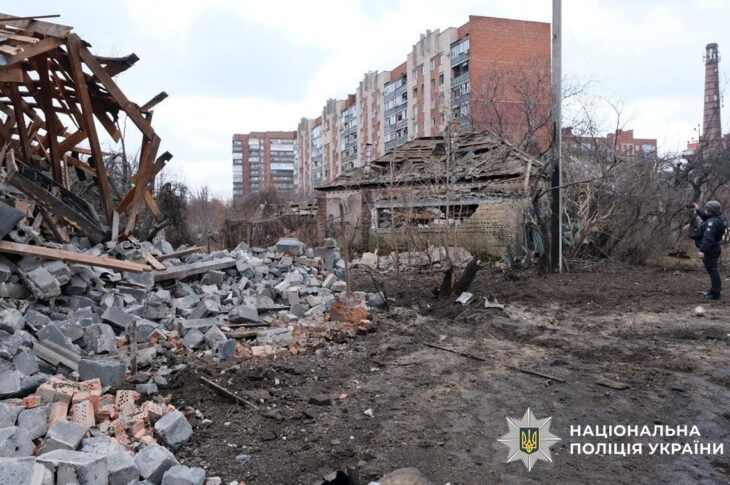 Новини України - Слов'янськ зазнав бомбового удару, є поранені