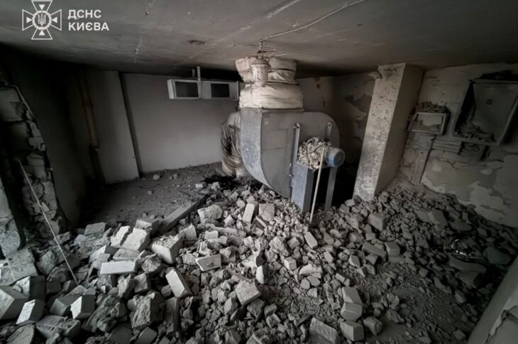 Новини Києва - У Києві уламки БпЛА впали на житловий будинок